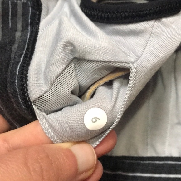 Lululemon Make A Move Bra Twisted Dune Silver Fox - Picture 5 of 7